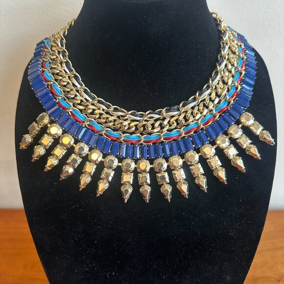 BCBGMaxAzria gold tone adjustable statement necklace. - Picture 6 of 11